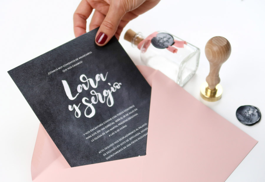 invitación de boda lettering "board"