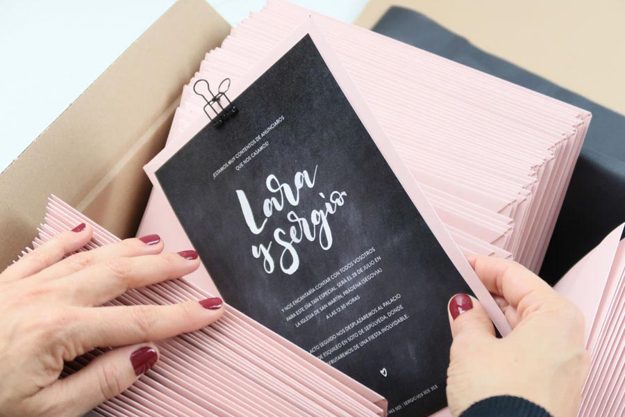 invitación de boda lettering "board"